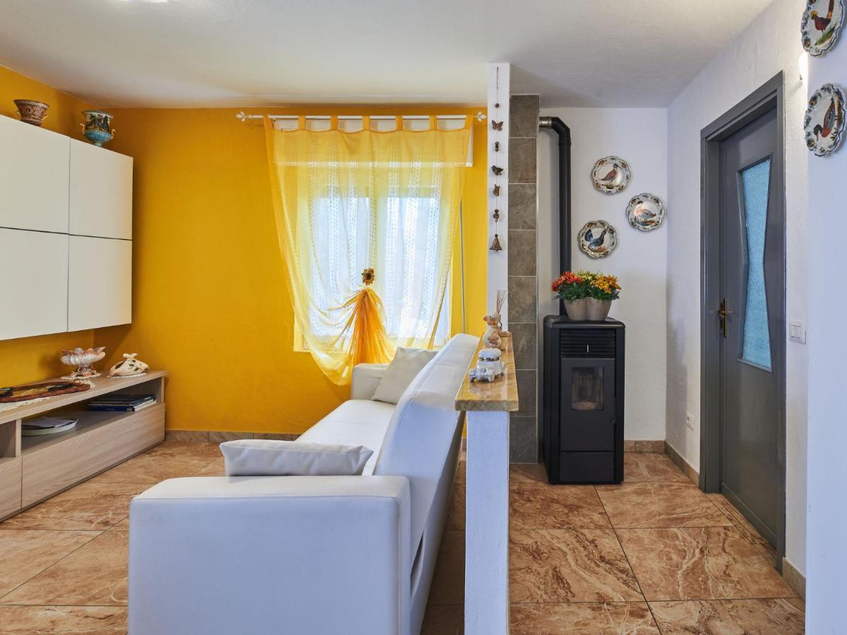 Apartment Casa Del Pergulin - Lmz325 By Interhome Verceia Dış mekan fotoğraf